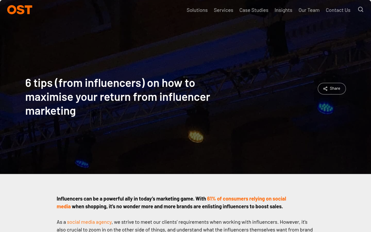 Influencer outreach tips checklist on screen