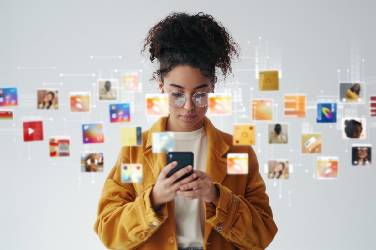 People collaborating and sharing content online