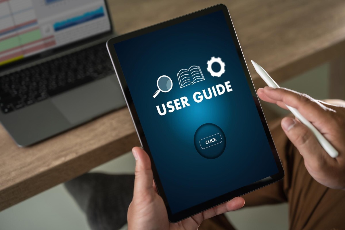 Magnet attracting leads with digital content offer