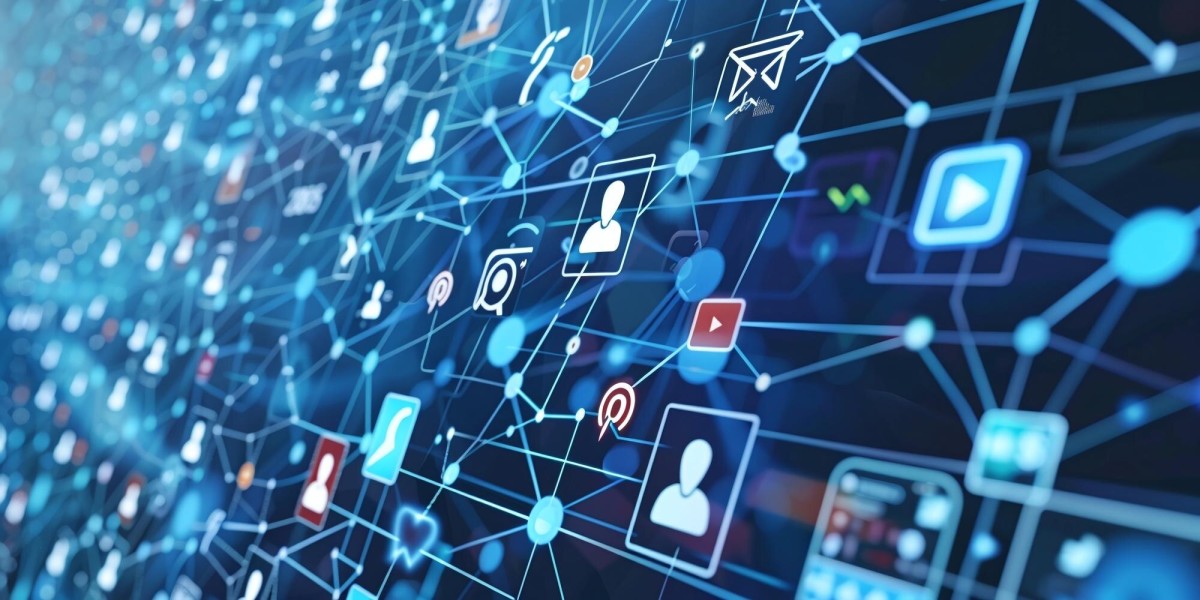 People networking and collaborating in professional groups