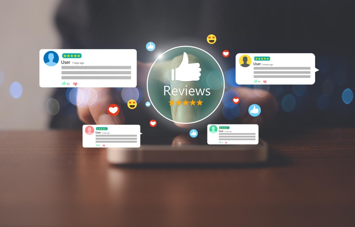 Customer reviews and star ratings displayed