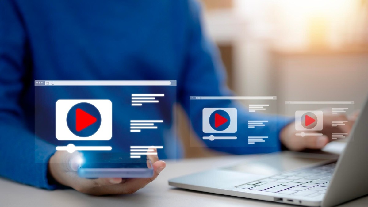 Person reviewing Reddit advertising campaign results