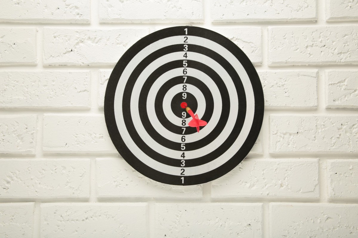 Scattered arrows pointing in multiple directions