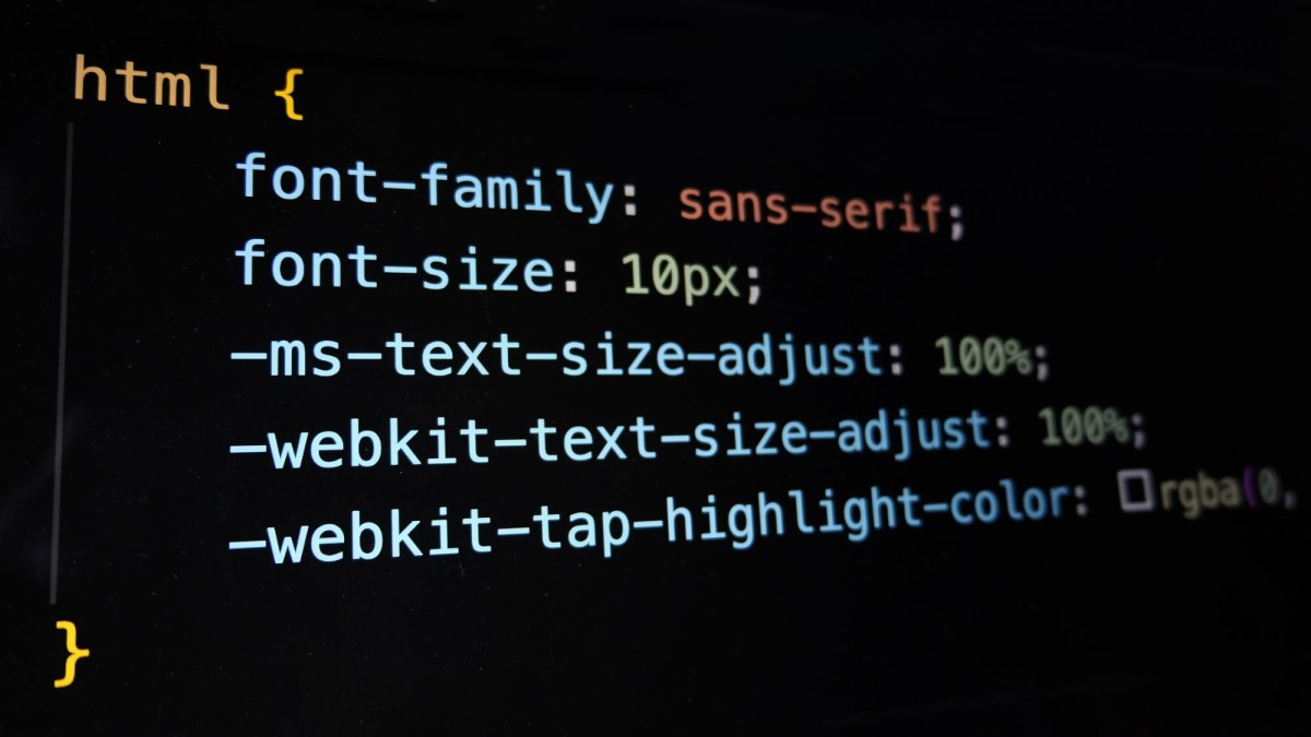 HTML5 code displayed on a computer screen