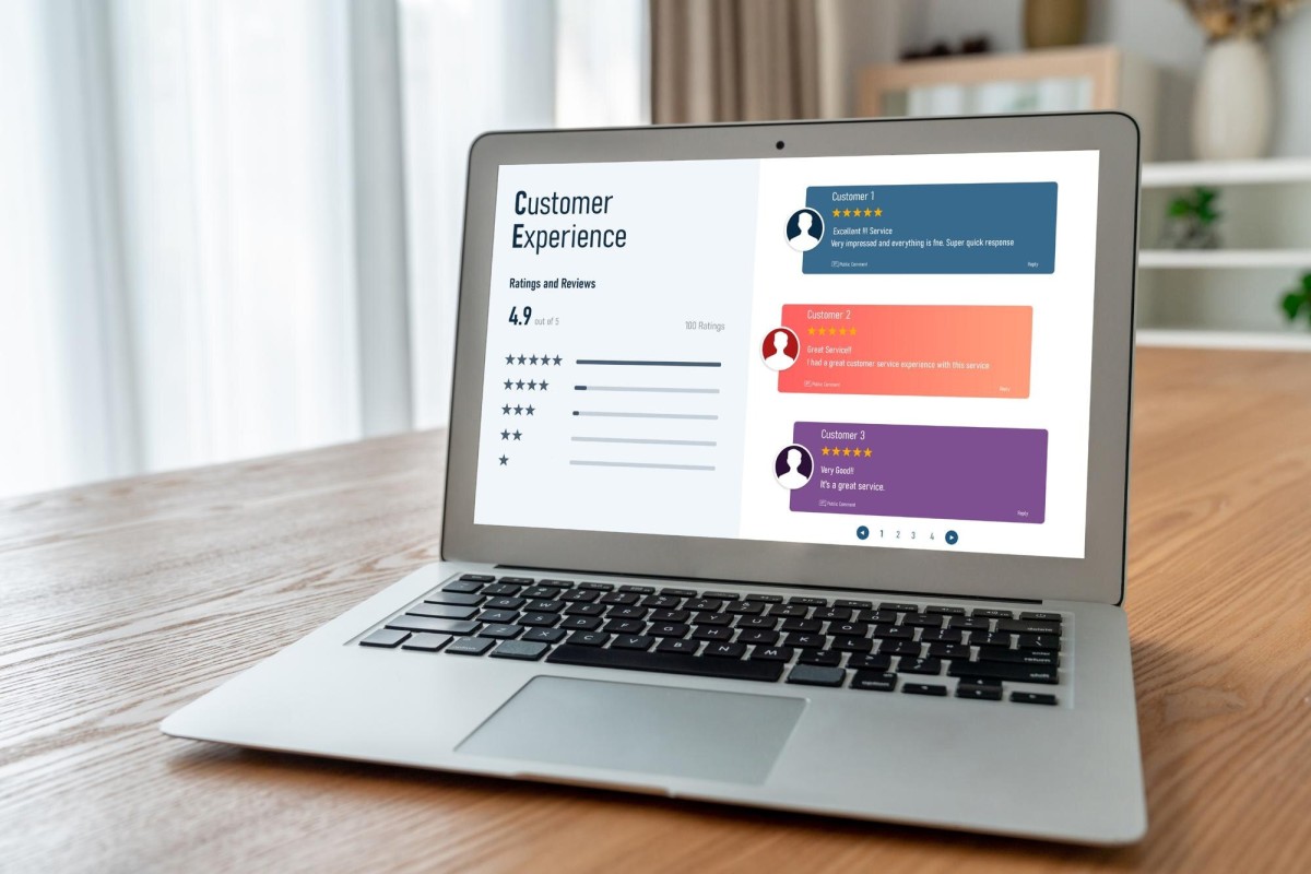 Seller composing careful customer message online