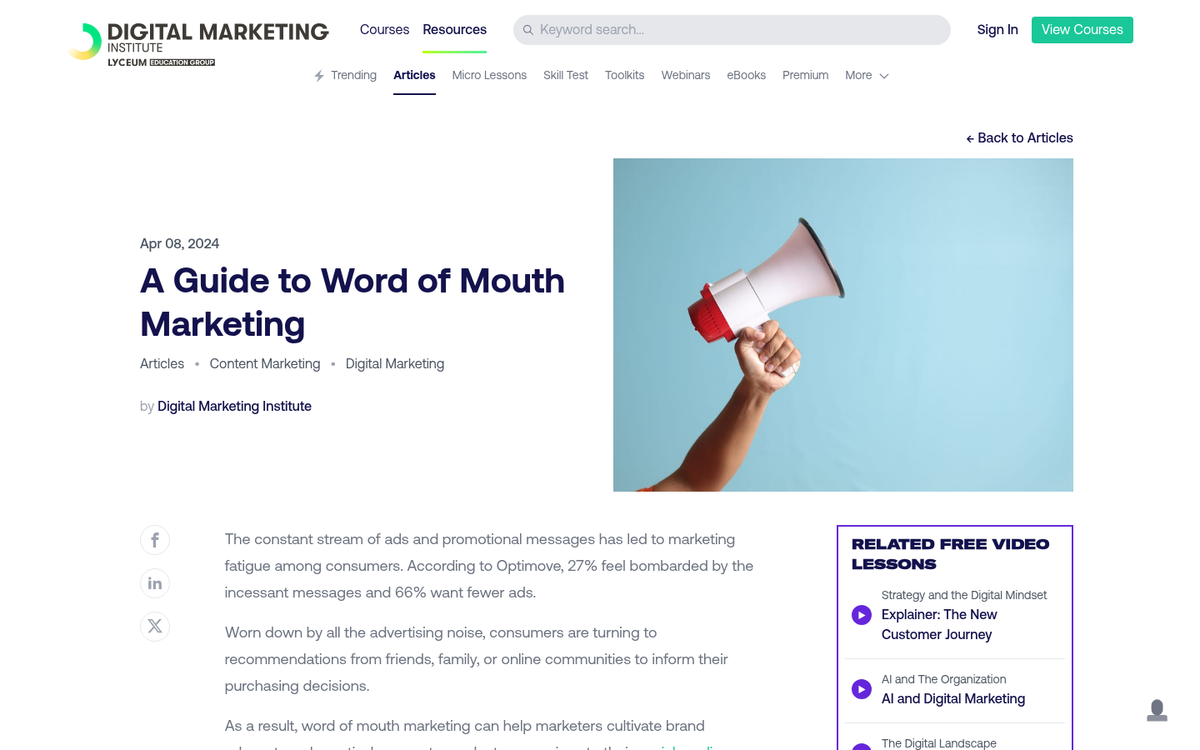 Website screenshot showing a promotional sale banner