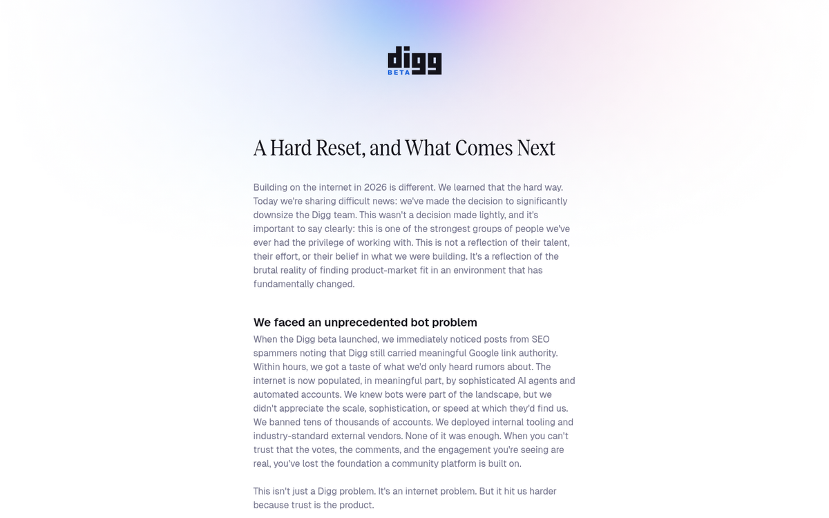 Person using social bookmarking on computer