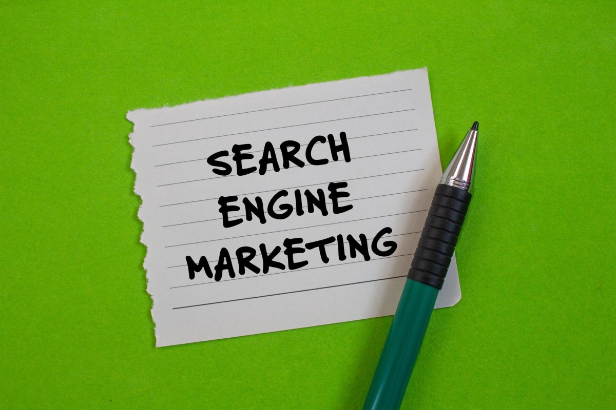 Person reading search results on screen